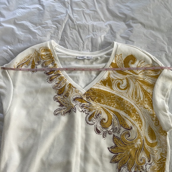 Zara T-Shirt Short Sleeve in White/Yellow & Purple Size-Medium NWOT - Picture 6 of 16